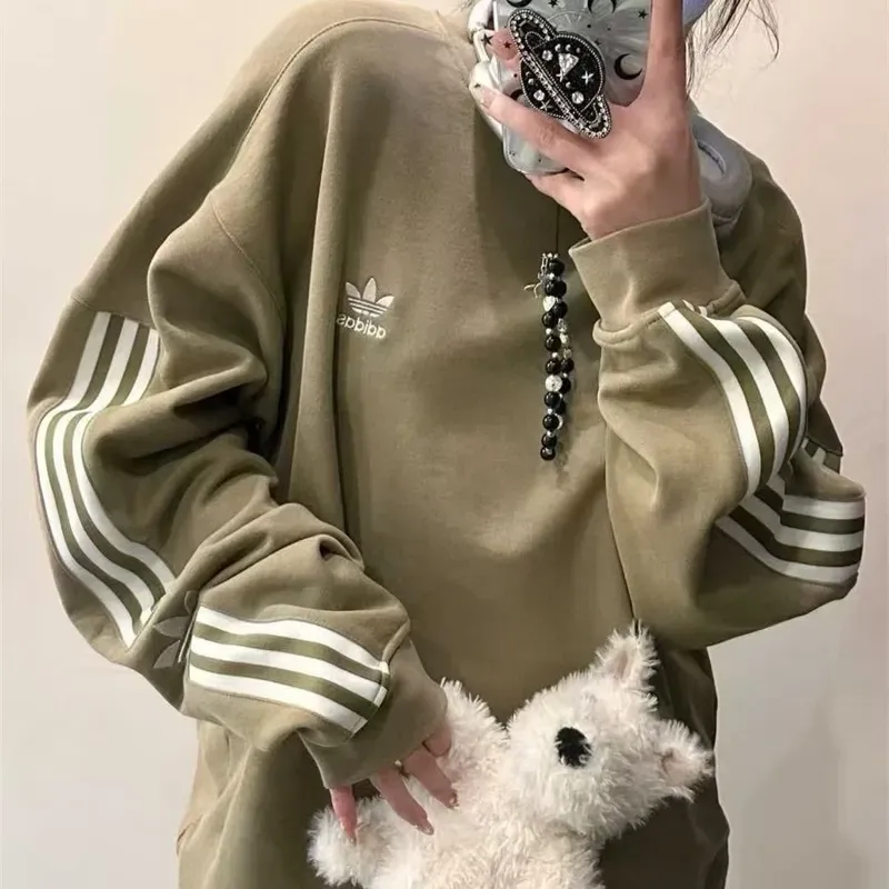 『S-XL』憧れ 絶対欲しい 激売れ中 おしゃれ ノームコア 刺繍 トレーナー