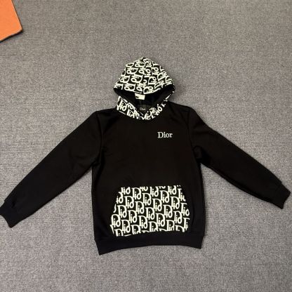 『L-4XL』暖かくてスタイリッシュな、裏起毛の長袖フード付きスウェットシャツ