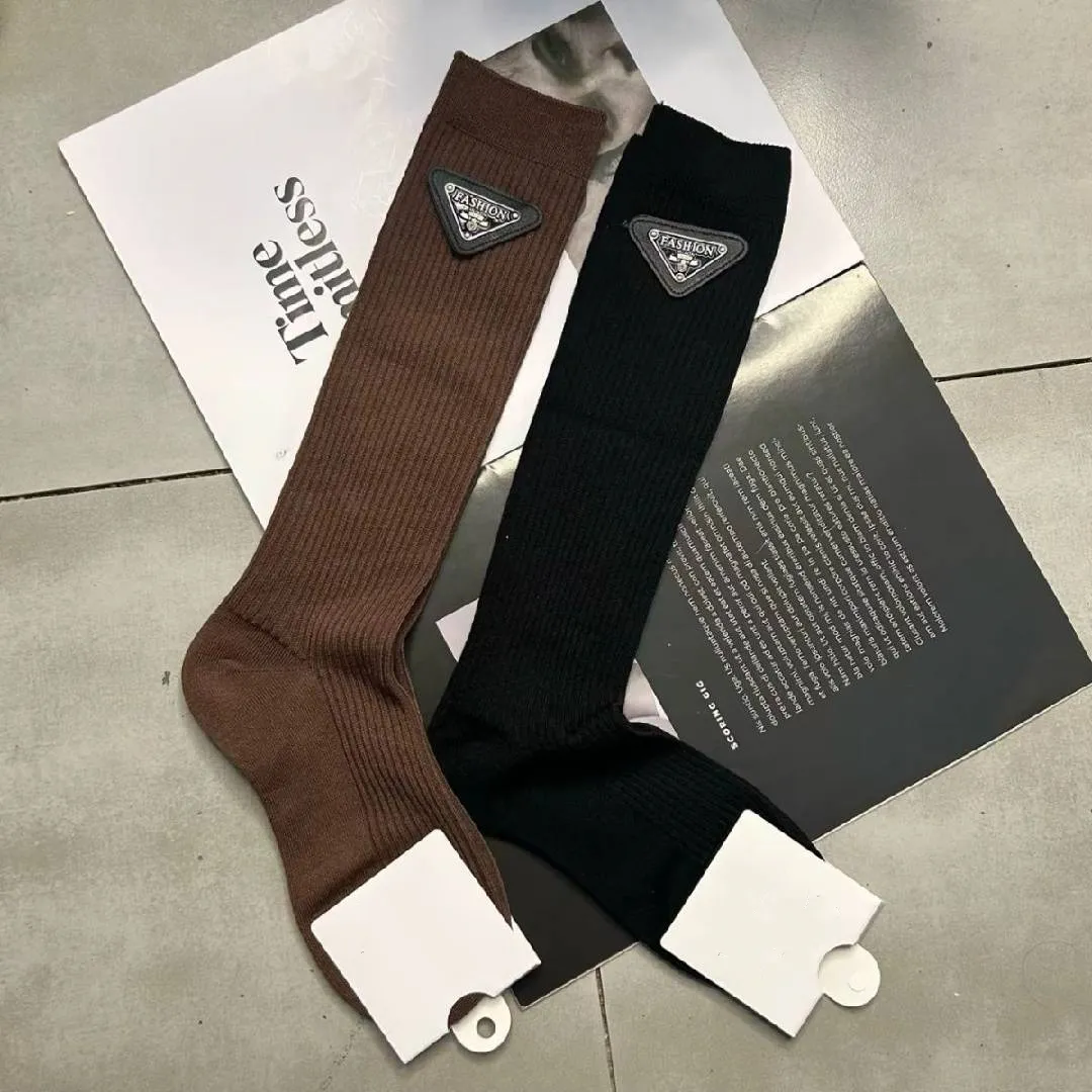 2種のタグ ランダム発送 売れ筋 人気上昇中 絶対流行 爆売れ中 日常 カジュアル 超ファッション おしゃれ ソックス