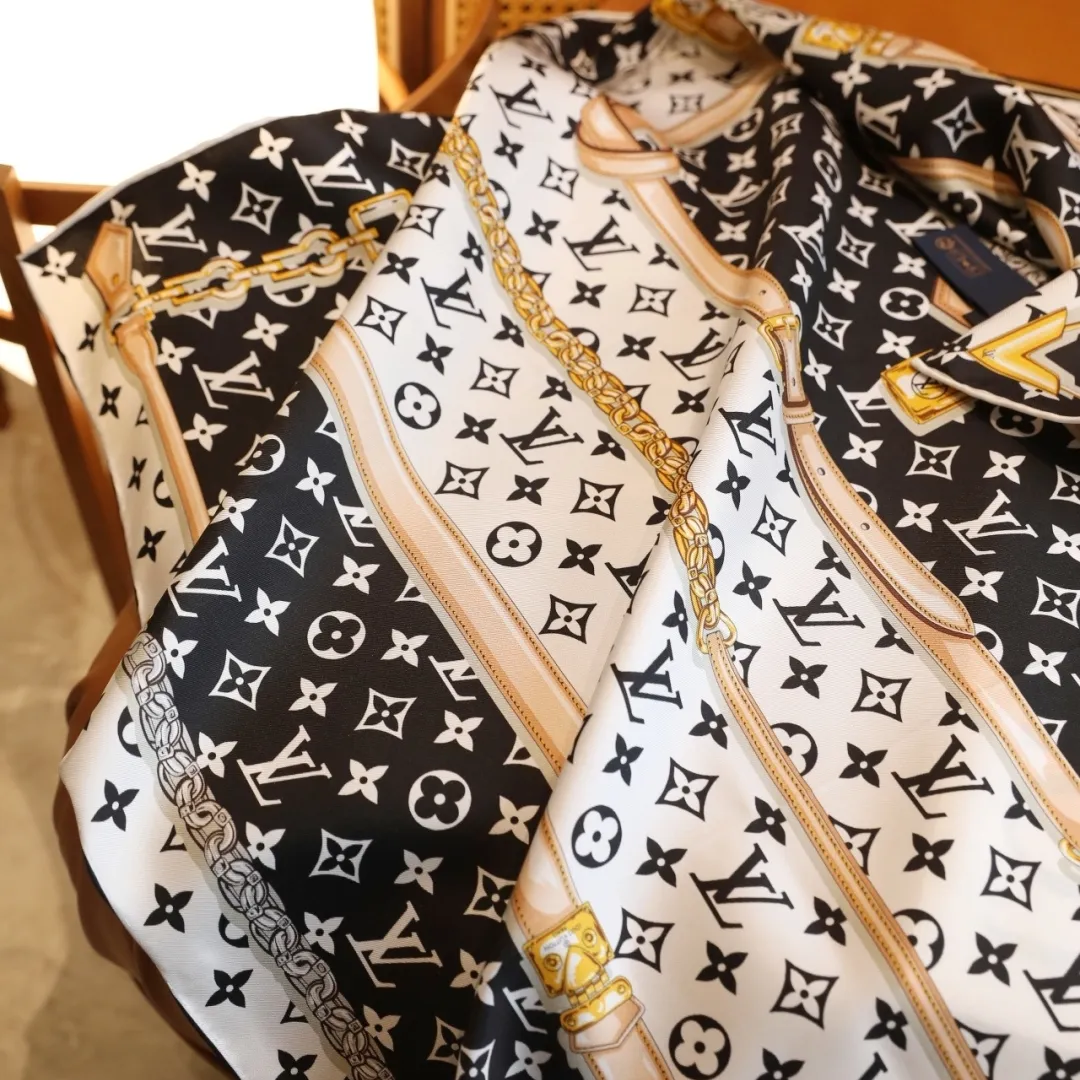 華やか フェミニン しなやか ヴィンテージ アートデザイン 100%シルク スカーフ