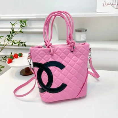 人気上昇中 高品質 ファッション フェミニン エレガント シンプル 大容量 ショルダーバッグ