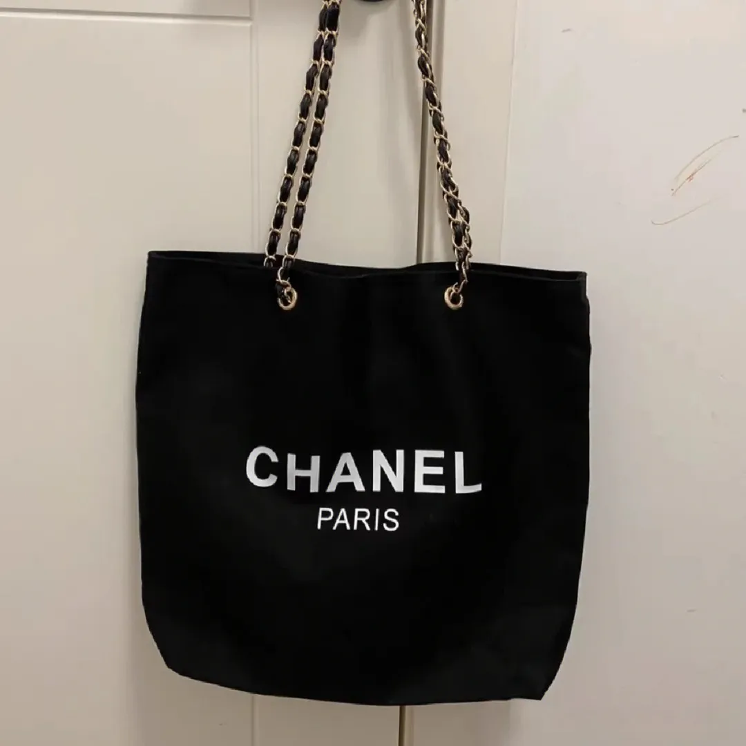 取り入れたい クラシック エレガント スタイリッシュ 高品質 オーバーサイズ ショルダーバッグ