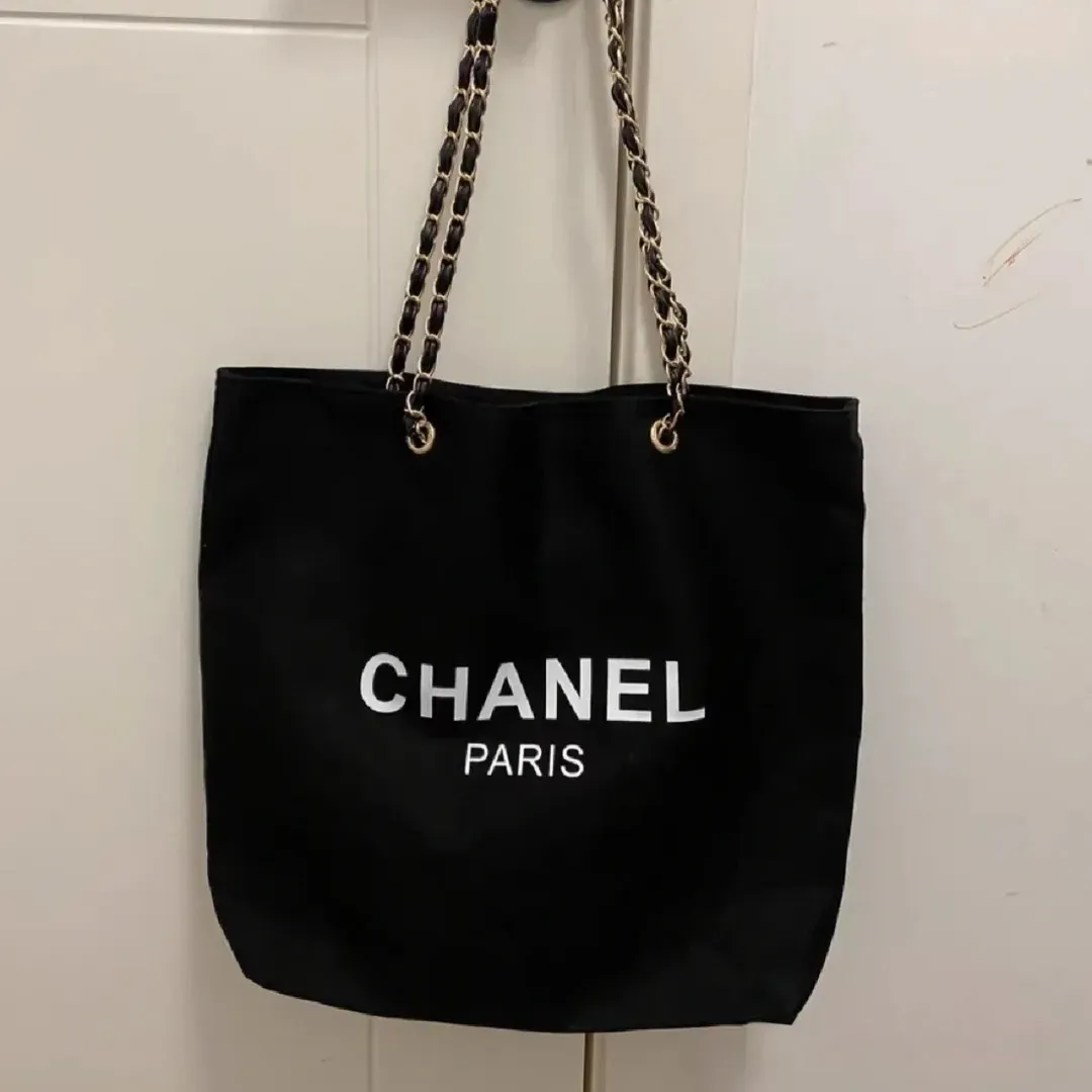 取り入れたい クラシック エレガント スタイリッシュ 高品質 オーバーサイズ ショルダーバッグ