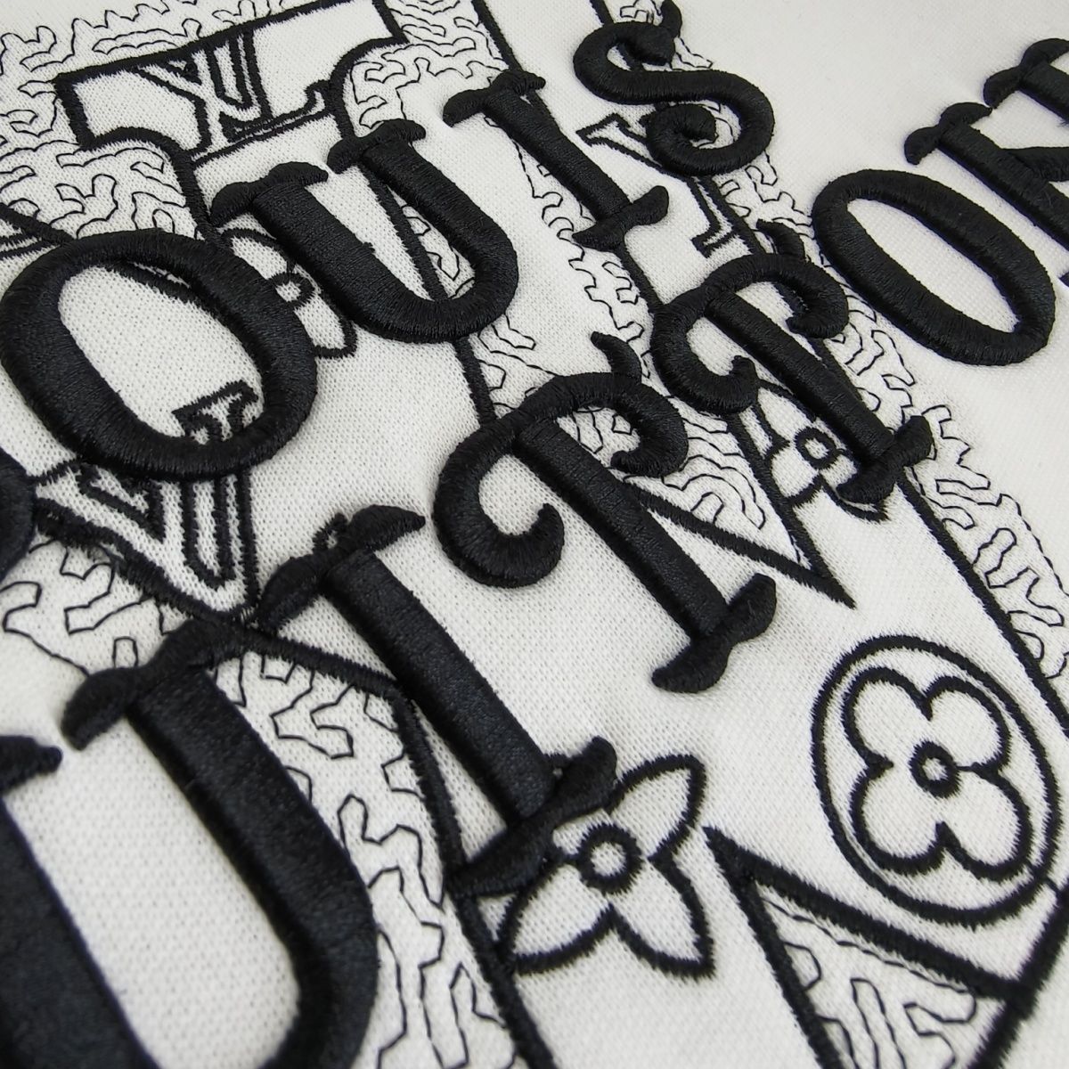 『L-4XL』秋に活躍する万能な刺繍入りメンズカップルラウンドネックカジュアルファッションスウェットシャツ