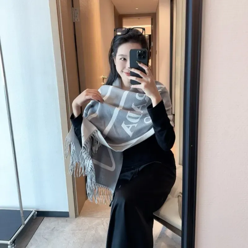 激売れ中 手触り良く やわらかい ファッション フリンジ付き スカーフ