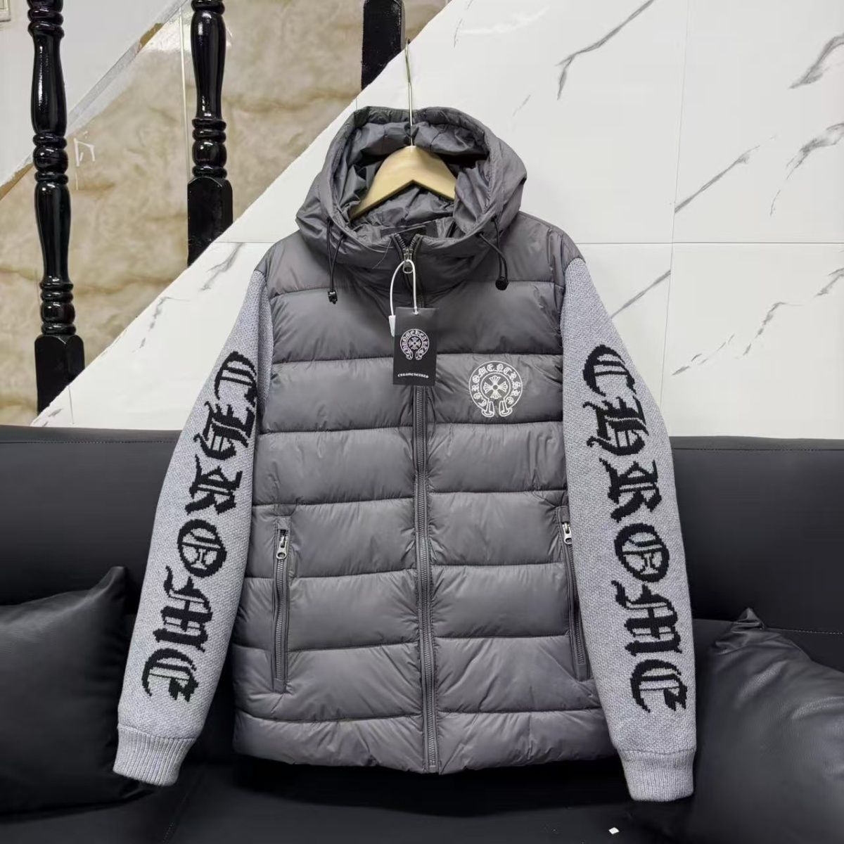 『S-3XL』2025年新作 冬 刺繍 ダイヤモンド柄 カップル コットンジャケット ゆったり フード付き コート 男女兼用