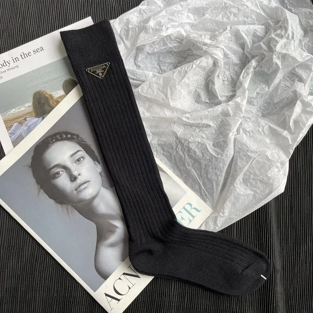 2種のタグ ランダム発送 売れ筋 人気上昇中 絶対流行 爆売れ中 日常 カジュアル 超ファッション おしゃれ ソックス