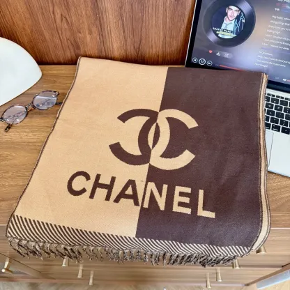 注目度急上昇 合わせやすい 肌に優しい 多色展開 柔らかい スカート