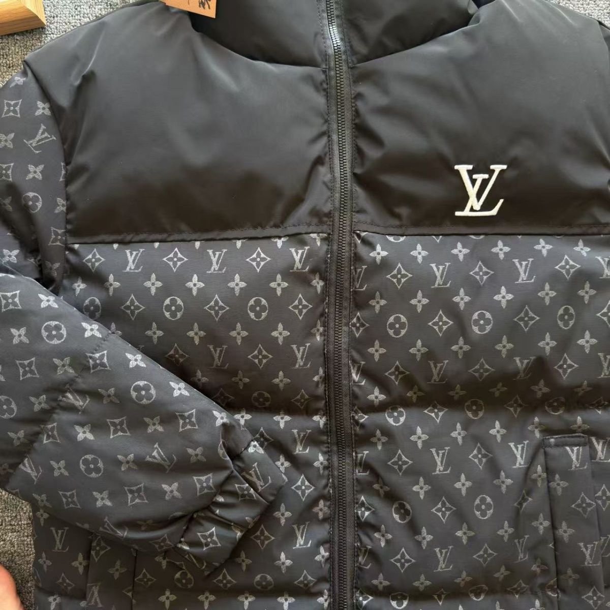 2025年冬新作メンズコットンジャケット フルプリント トレンド スタンドカラー コットンジャケット カジュアル 厚手 トレンド