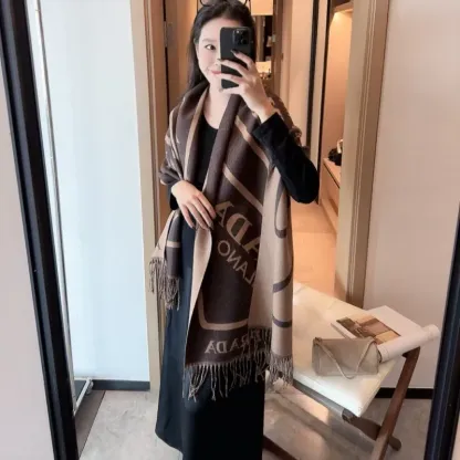 激売れ中 手触り良く やわらかい ファッション フリンジ付き スカーフ