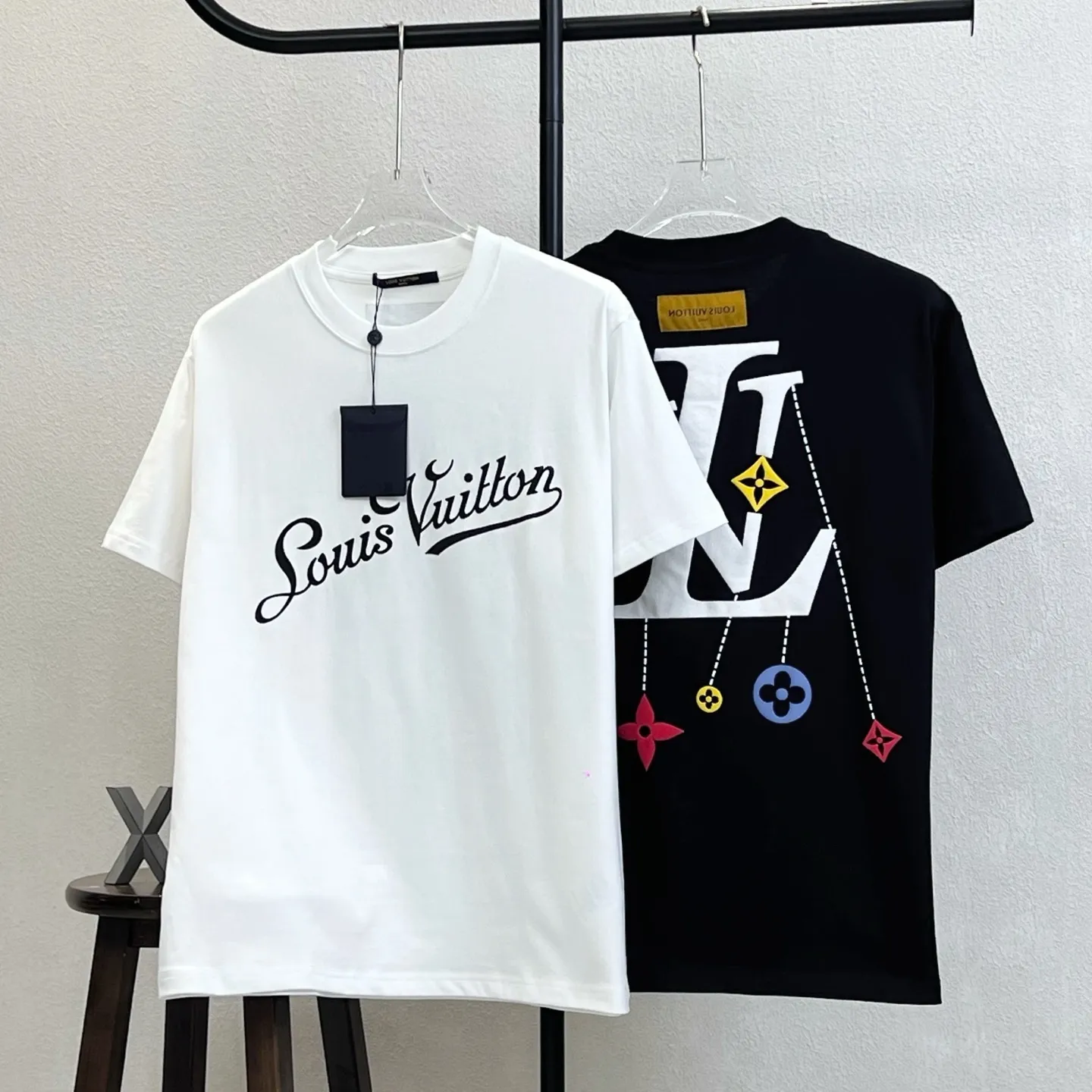 『S-XL』軽やかな着心地 2色選べる トレンド感のある 絶対欲しい カジュアル 半袖 Tシャツ
