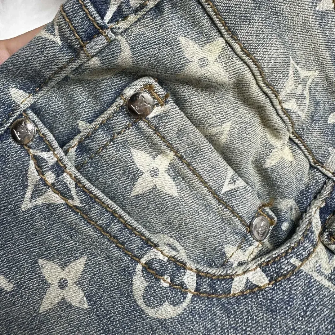 『S-2XL』シルエットがきれい 快適な履き心地 魅力的 飽きの来ない ジーンズ