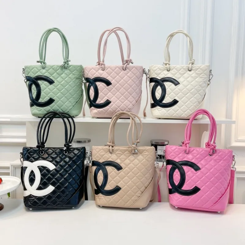 人気上昇中 高品質 ファッション フェミニン エレガント シンプル 大容量 ショルダーバッグ