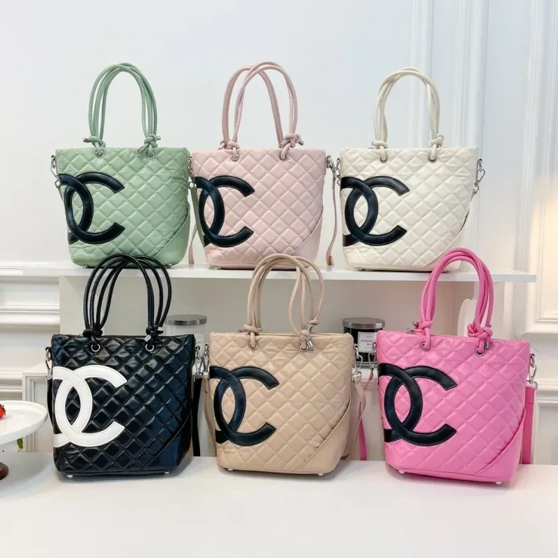 人気上昇中 高品質 ファッション フェミニン エレガント シンプル 大容量 ショルダーバッグ