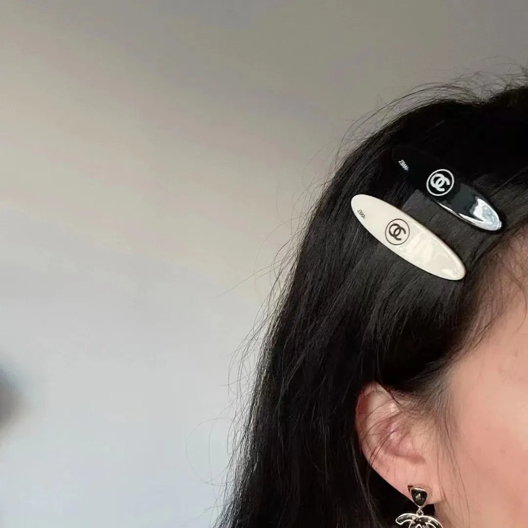 魅力的 売り切れ必至 可愛い フェミニン スタイリッシュ トレンド おしゃれ ヘアアクセサリー