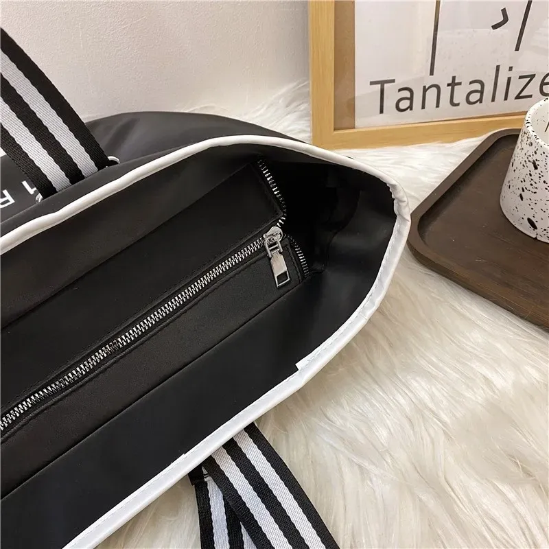 新作 おしゃれ 大容量 ナイロン ハンドバッグ 少女 ショルダー トートバッグ ビッグバッグ