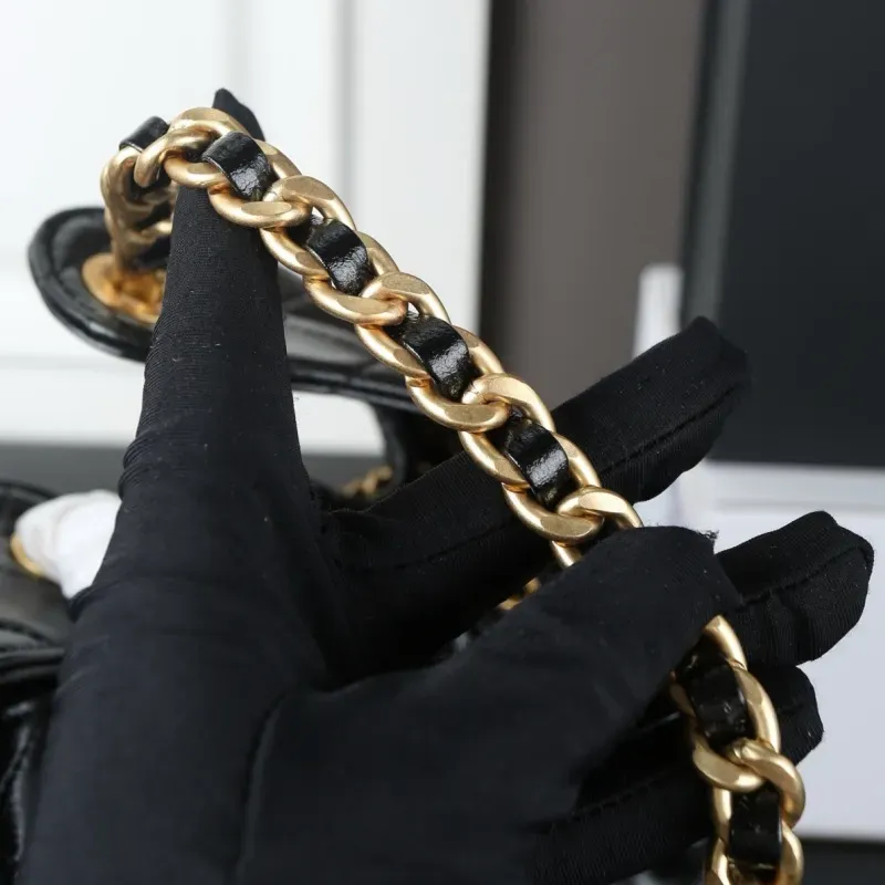 おすすめ 人気上昇中 肩負担軽減 高級感 買わないと損 通勤バッグ