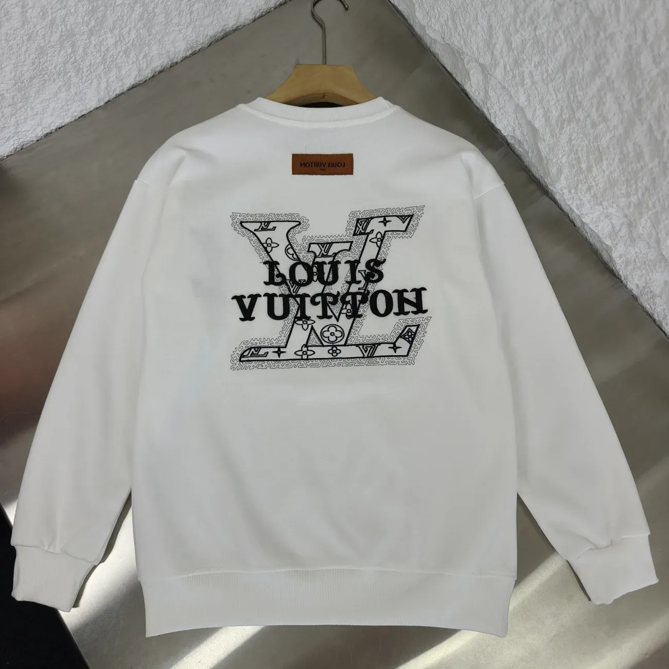 『L-4XL』秋に活躍する万能な刺繍入りメンズカップルラウンドネックカジュアルファッションスウェットシャツ