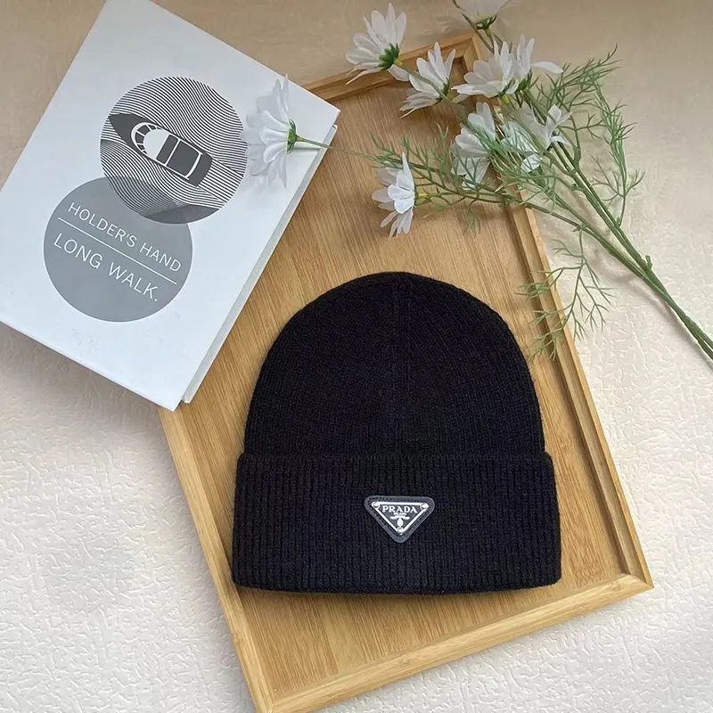 冬用ニットラビットファーファッショナブルな秋冬用厚手暖かいウール帽子