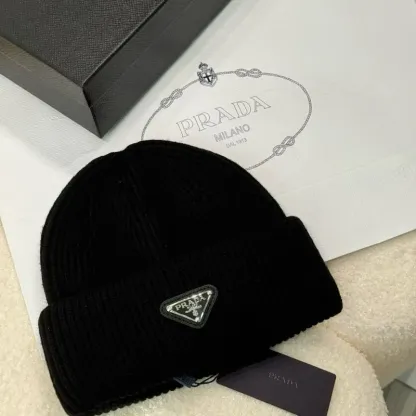 合わせやすい 大人気 カジュアル トレンド ニット生地 6色 男女兼用 帽子