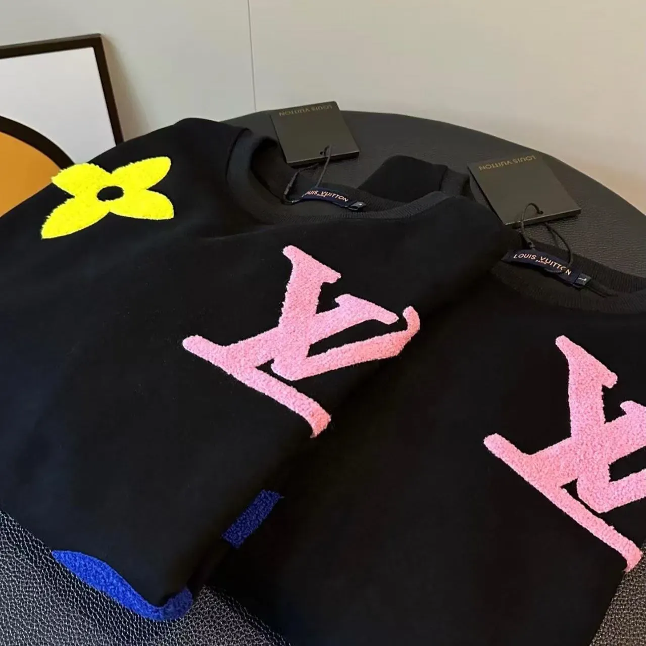 『S-3XL』ホットな新しいタオル刺繍フック花文字秋と冬のスウェットシャツの女性のゆったりとしたカジュアルな気質の長袖