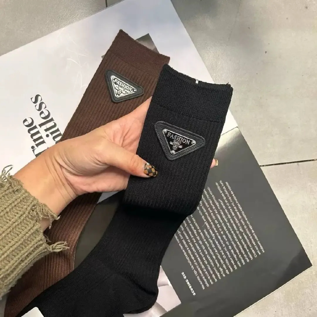 2種のタグ ランダム発送 売れ筋 人気上昇中 絶対流行 爆売れ中 日常 カジュアル 超ファッション おしゃれ ソックス