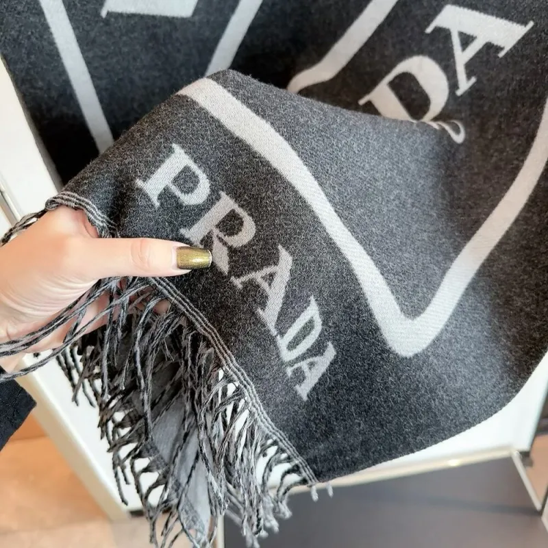 激売れ中 手触り良く やわらかい ファッション フリンジ付き スカーフ