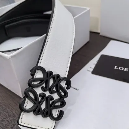 メンズの新しい高級ベルトインターネットの有名人と同じファッションオールマッチの高級ベルト