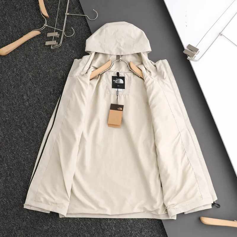 『S-2XL』 今季も大流行 絶対流行 ペアルック カップル きれいめ系 3色 防風 アウター