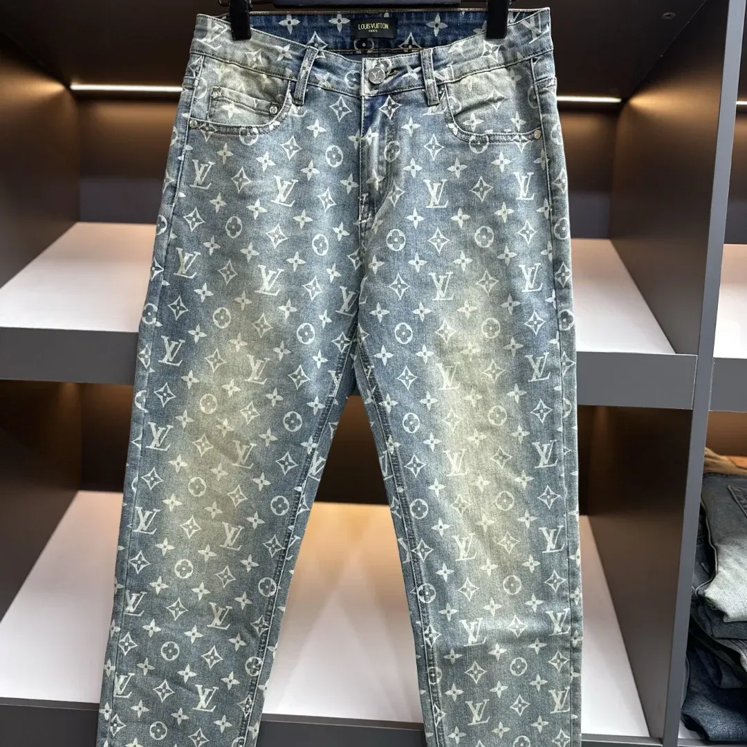 『S-2XL』シルエットがきれい 快適な履き心地 魅力的 飽きの来ない ジーンズ