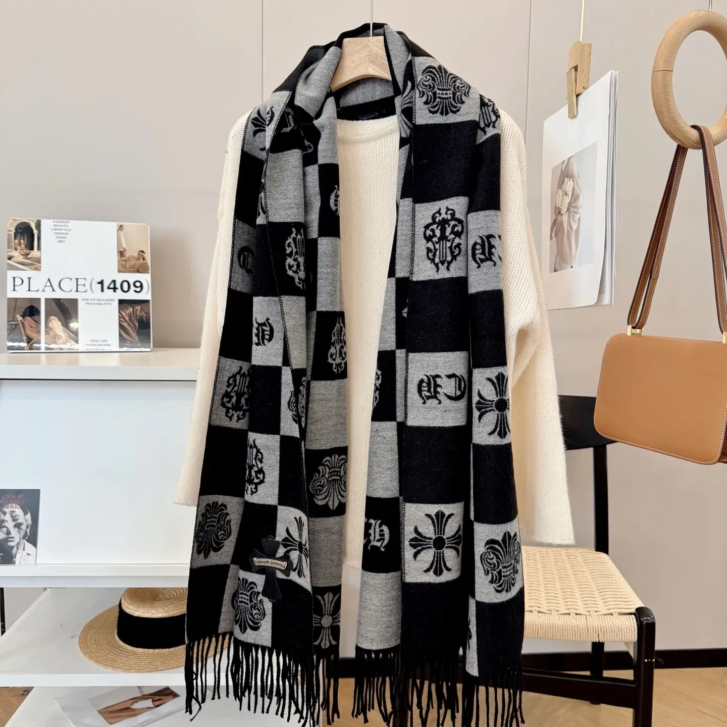 こなれ感たっぷり トレンド感 多色展开 肌にやさしい お手入れ簡単 ソフトな肌触り スカーフ