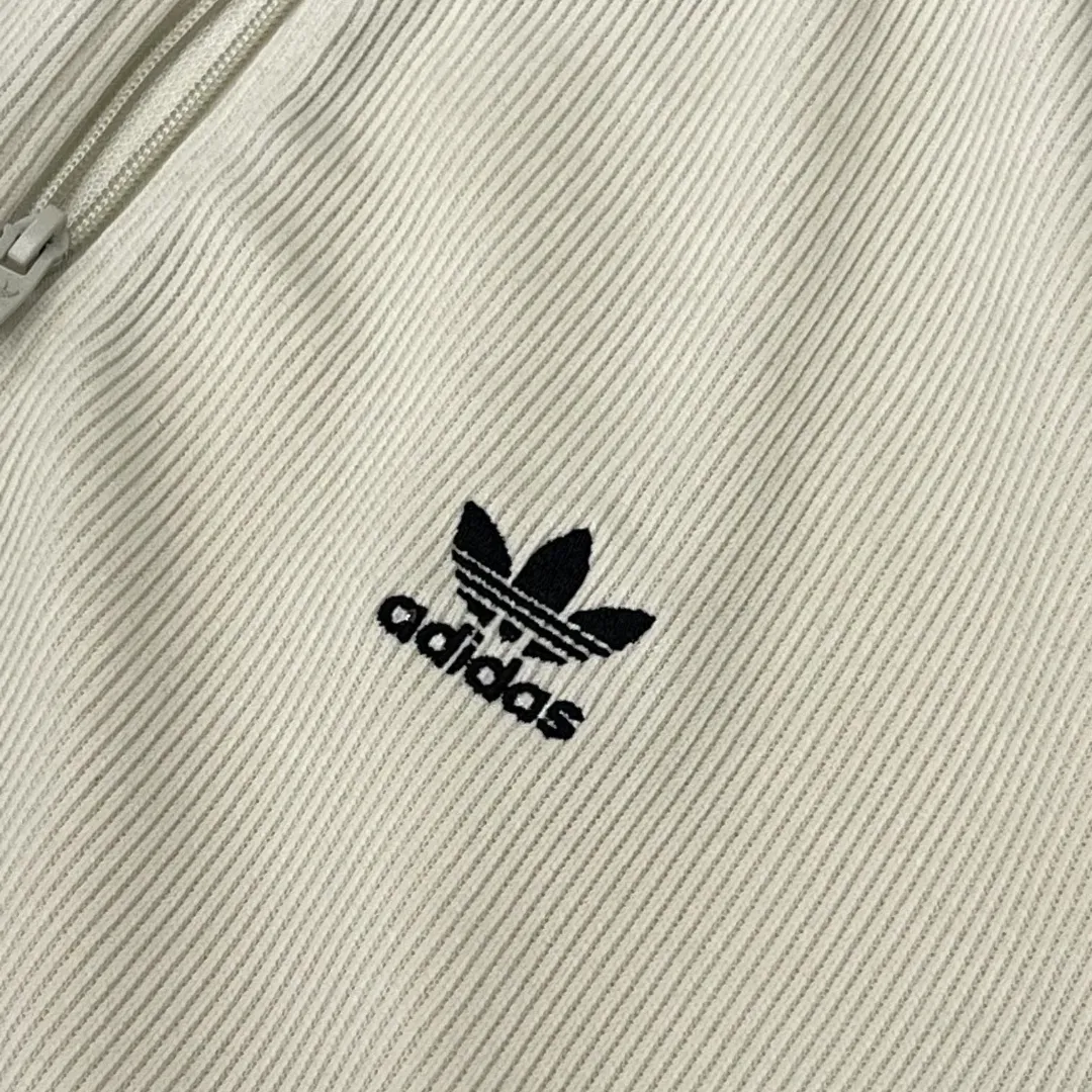 『S-2XL』合わせやすい 好感度100％ 軽量 通気性 カジュアル アクティブ シンプル アウター