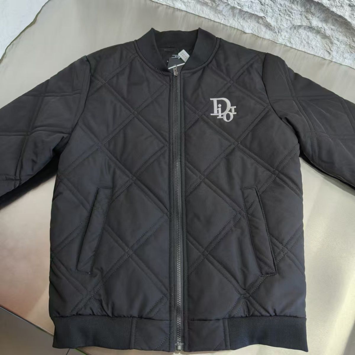 『L-4XL』冬のカジュアルな野球ジャケット、男女兼用の綿コート、カップル刺繍の暖かいジャケット、綿コート