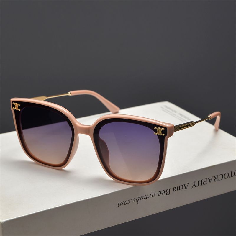 レトロなスクエアサングラス——男女兼用、UVカットサングラス