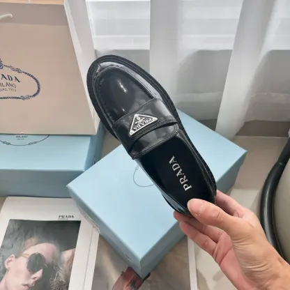 『35-41』光沢 疲れにくい 快適設計 エレガント カジュアル 学院風 ローファー