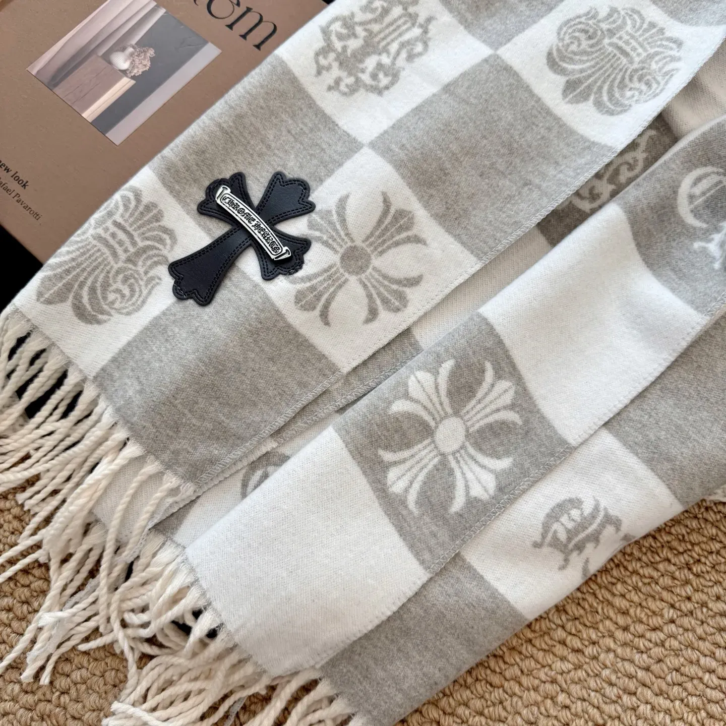 こなれ感たっぷり トレンド感 多色展开 肌にやさしい お手入れ簡単 ソフトな肌触り スカーフ