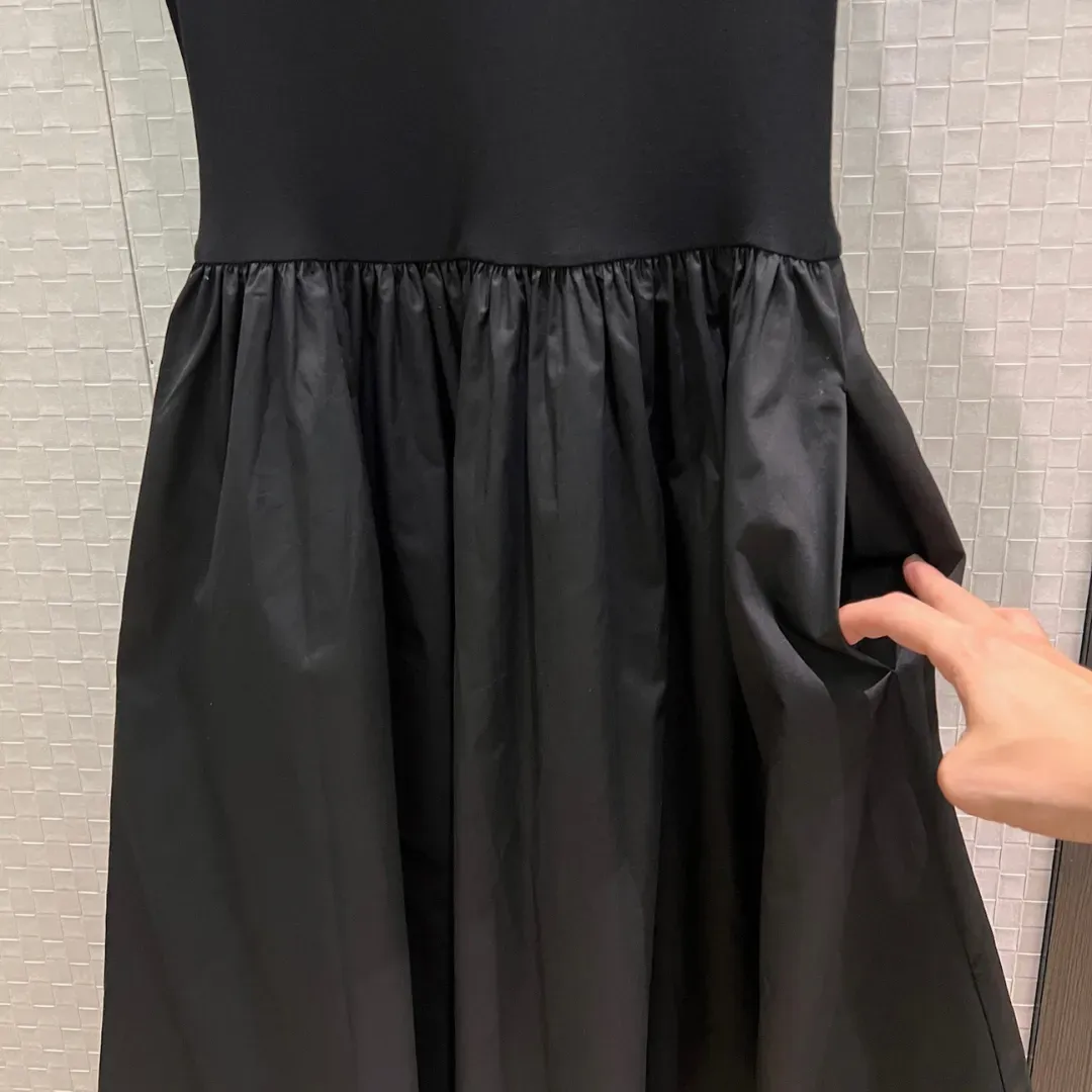 『 S-L』大注目 大活躍 女子マスト フェミニン シンプル キレカジ ポケット付き ワンピース