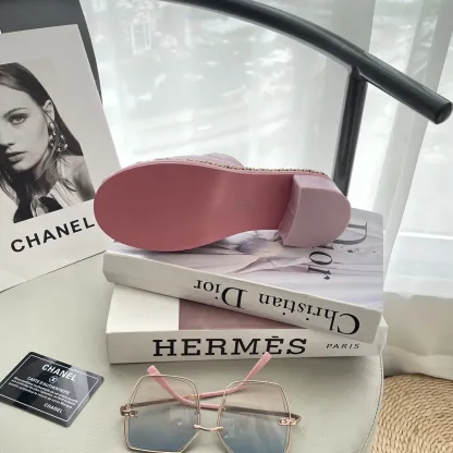 『35-41』ファッション誌掲載 インスタ映え間違いなし 季節を問わず活躍 合わせやすい 高品質 スリッパ