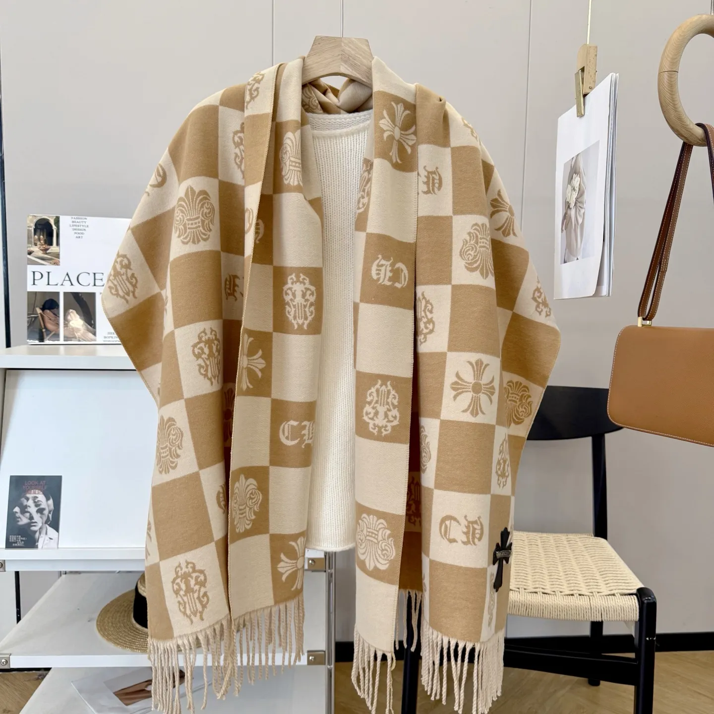 こなれ感たっぷり トレンド感 多色展开 肌にやさしい お手入れ簡単 ソフトな肌触り スカーフ