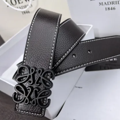 メンズの新しい高級ベルトインターネットの有名人と同じファッションオールマッチの高級ベルト