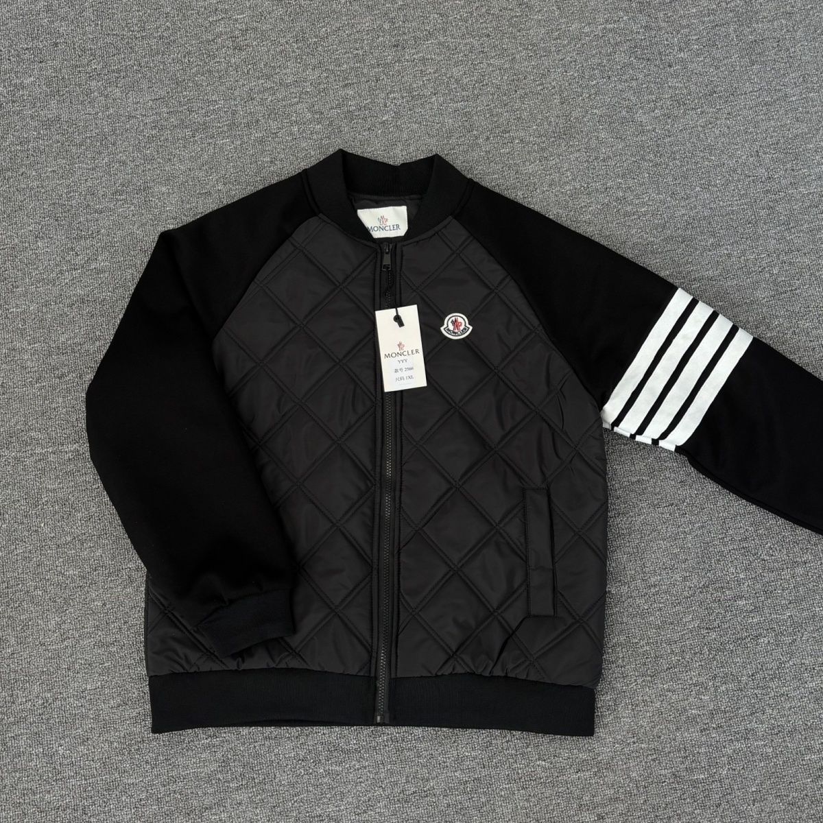 クラシックな秋冬用コットンパッド入りコート、男女兼用の暖かくカジュアルなコットンパッド入りジャケット。