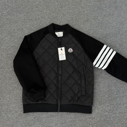 クラシックな秋冬用コットンパッド入りコート、男女兼用の暖かくカジュアルなコットンパッド入りジャケット。