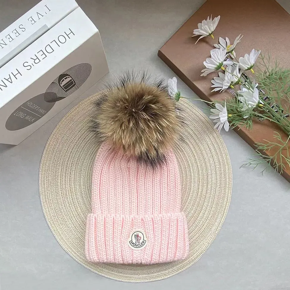 新しいスタイルのニット暖かいアウトドアファッションメンズとレディースのカジュアルウール帽子