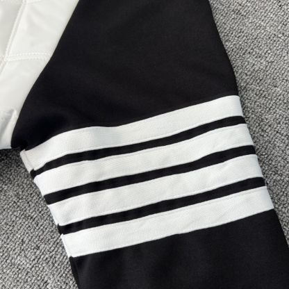 クラシックな秋冬用コットンパッド入りコート、男女兼用の暖かくカジュアルなコットンパッド入りジャケット。