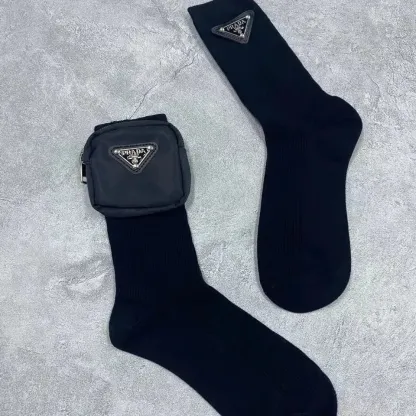 絶対欲しい！特別なデザイン 取り外し可能 小銭入れ コインケース付き ソックス