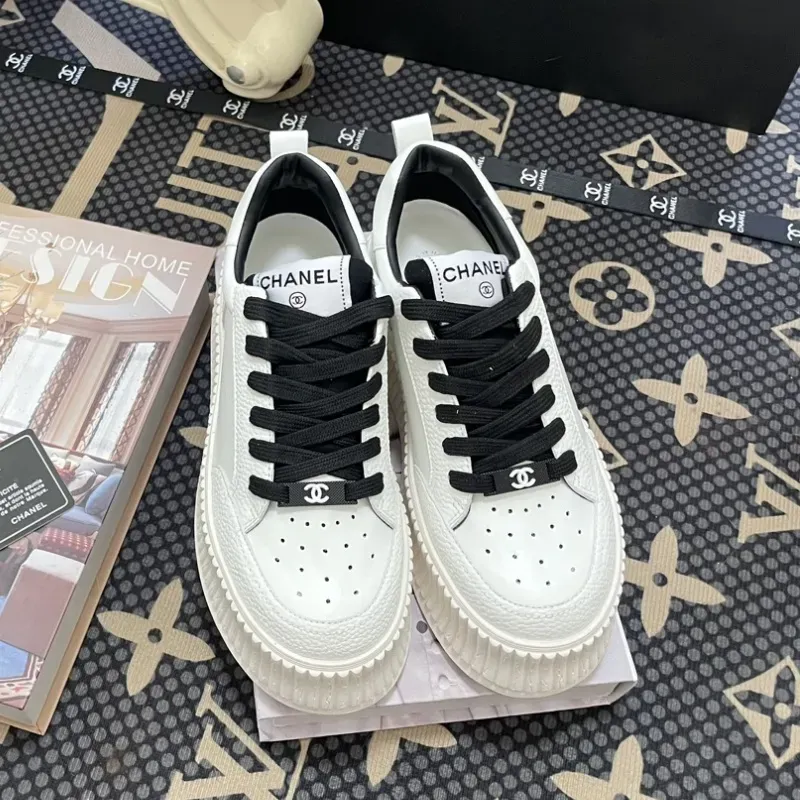 『34-39』人気上昇中 ふわふわ 快適 通気性 ファッション クラシック 合わせやすい カジュアルシューズ