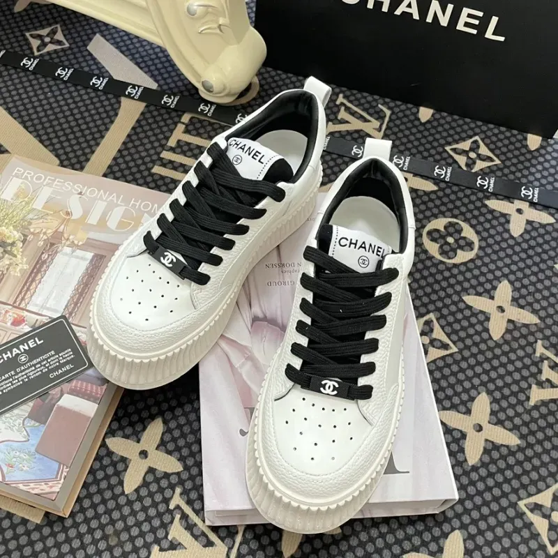 『34-39』人気上昇中 ふわふわ 快適 通気性 ファッション クラシック 合わせやすい カジュアルシューズ