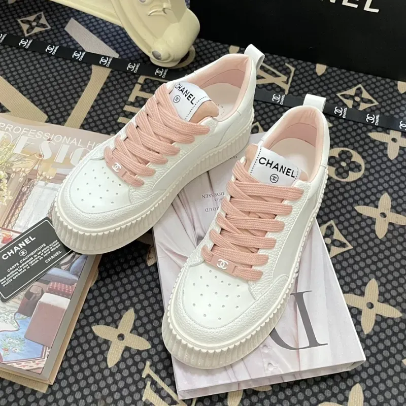 『34-39』人気上昇中 ふわふわ 快適 通気性 ファッション クラシック 合わせやすい カジュアルシューズ