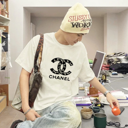 『S-4XL』新作入荷 着心地良い ファッションシンプル 通気性 クール プリント合わせやすい Ｔシャツ