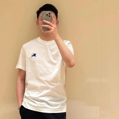 『S-4XL』シーズン必須アイテム 着回しNo.1 季節を先取り ゆったりシルエット 動きやすい 刺繍 Ｔシャツ